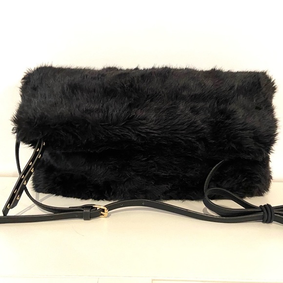 Black fake fur clutch bag - Picture 1 of 4